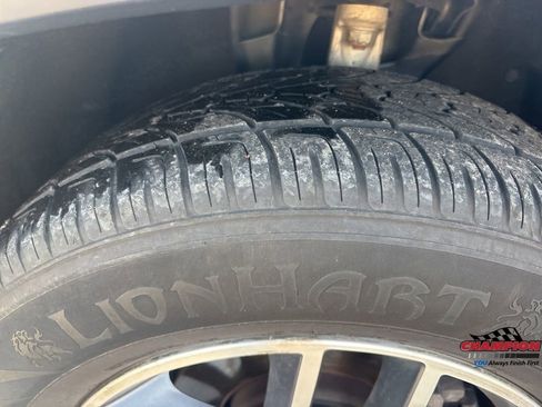 Used 2020 Jeep Grand Cherokee Limited image 12