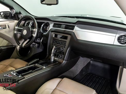 Used 2011 Ford Mustang GT Premium image 93