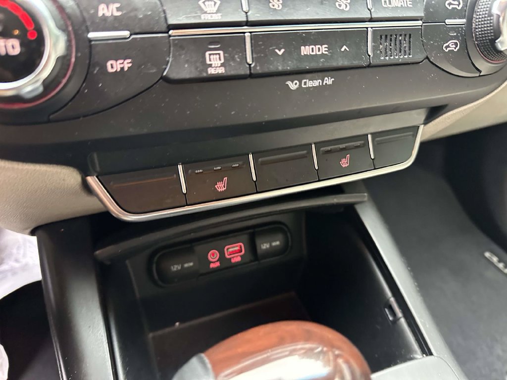 Used 2018 Kia Sorento AWD image 25