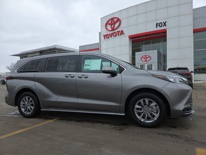 Used 2026 Toyota Sienna LE