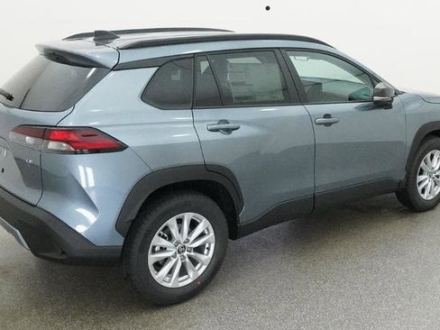 New 2026 Toyota Corolla Cross LE FWD image 9