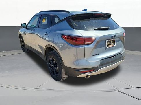 Used 2024 Chevrolet Blazer LT w/ Midnight/Sport Edition FWD image 4