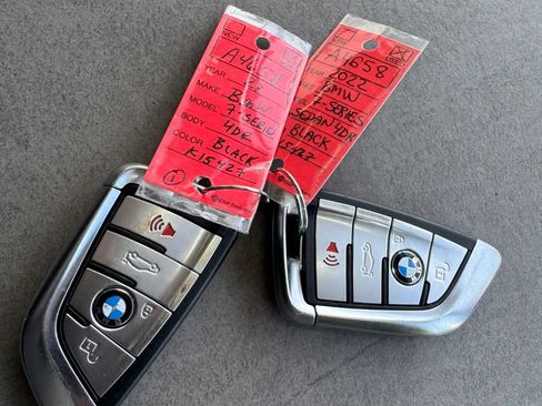 Used 2022 BMW 750i xDrive w/ Executive Package AWD/4WD image 64