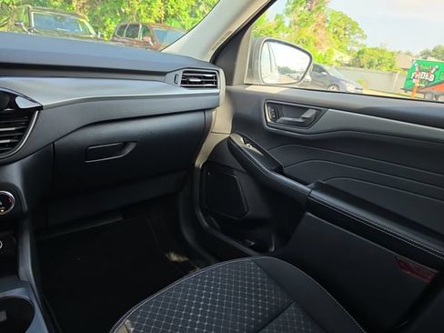 Used 2023 Ford Escape Active FWD image 10