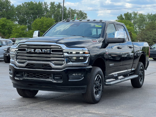 Used 2025 RAM 3500 Laramie AWD/4WD image 52