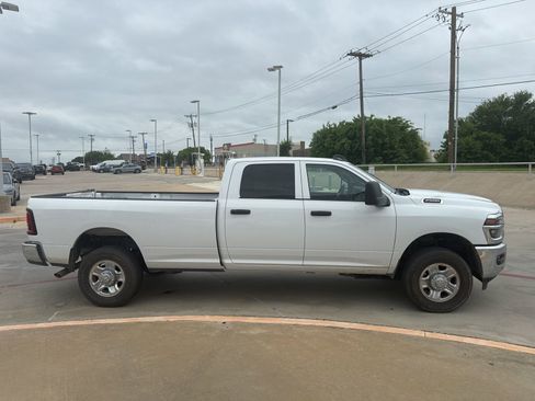 Used 2025 RAM 2500 Tradesman w/ Chrome Appearance Group image 4