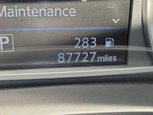 Used 2019 Nissan Sentra SV w/ Special Edition Package FWD image 28