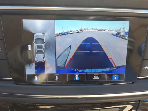 Used 2023 Buick Enclave Premium image 20