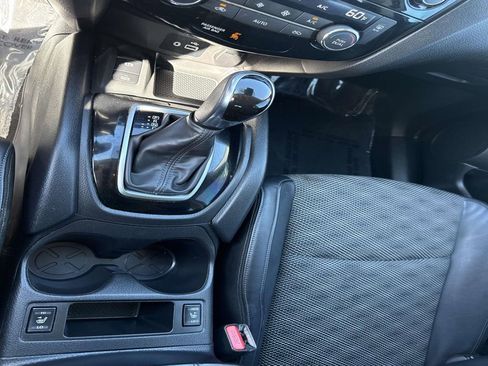 Certified 2022 Nissan Rogue Sport SV w/ Technology Package image 28