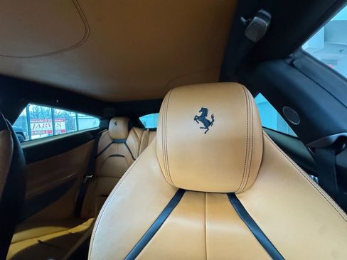 Used 2018 Ferrari GTC4Lusso T image 36