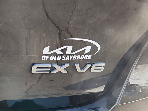 Used 2020 Kia Sorento EX image 32