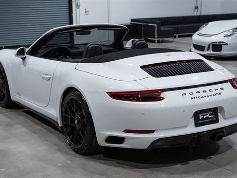 Used 2018 Porsche 911 Carrera GTS RWD image 4