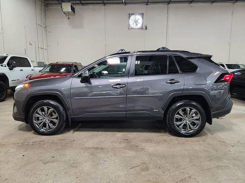 Used 2025 Toyota RAV4 Limited AWD/4WD image 7