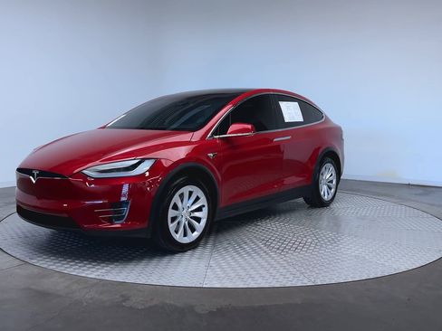 Used 2021 Tesla Model X Long Range AWD/4WD image 4