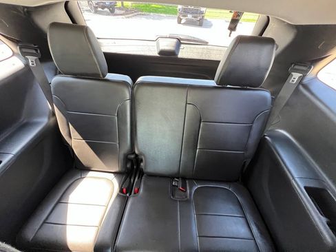 Used 2020 Chevrolet Traverse RS w/ LPO, Floor Liner Package AWD/4WD image 22