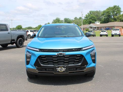 New 2026 Chevrolet Trax ACTIV w/ Driver Confidence Package FWD image 3