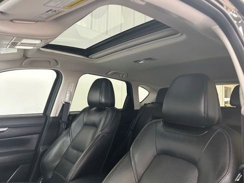 Used 2022 MAZDA CX-5 AWD 2.5 S w/ Premium Package image 16