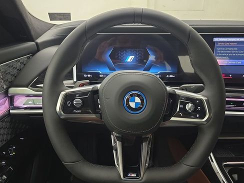 New 2026 BMW i7 xDrive60 w/ Executive Package image 15