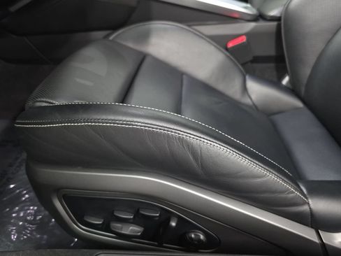 Certified 2021 Porsche 911 Turbo S AWD/4WD image 25