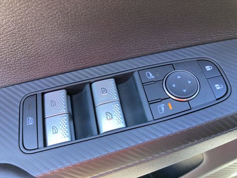 Used 2024 Mitsubishi Outlander ES image 15