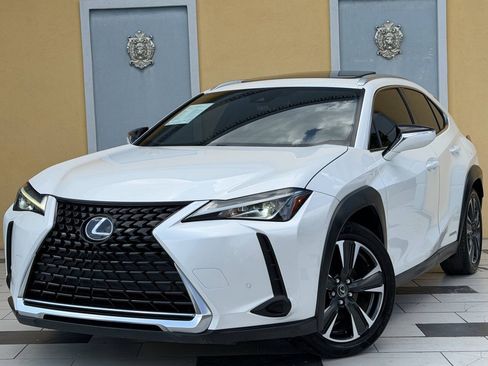 Used 2020 Lexus UX 250h w/ Premium Package AWD/4WD image 3