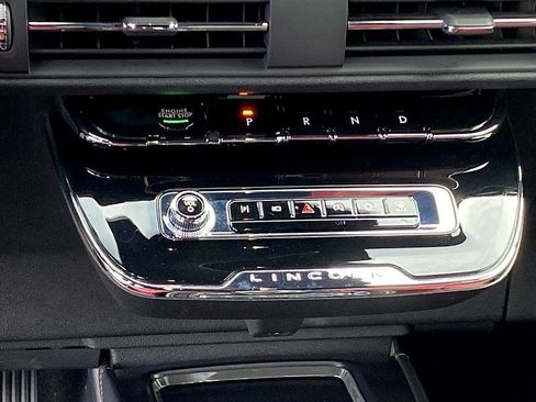 Used 2023 Lincoln Corsair Reserve w/ Jet Appearance Package image 18