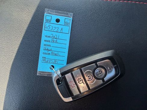 Used 2021 Ford Edge ST-Line image 30