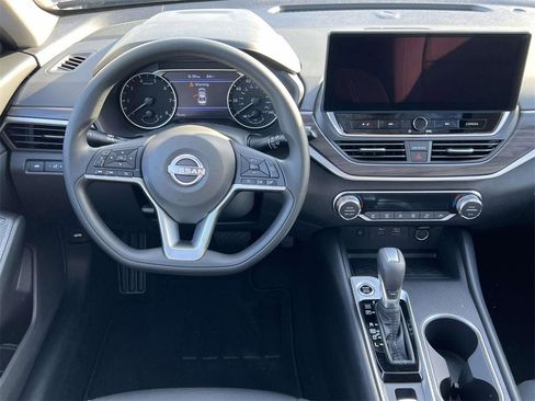 New 2025 Nissan Altima 2.5 SV w/ SV Special Edition Package image 29