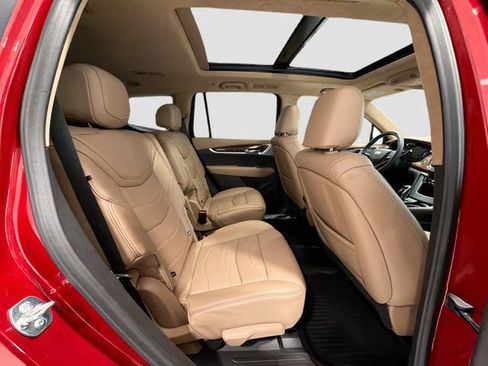 Used 2025 Cadillac XT6 Premium Luxury w/ Platinum Package image 25