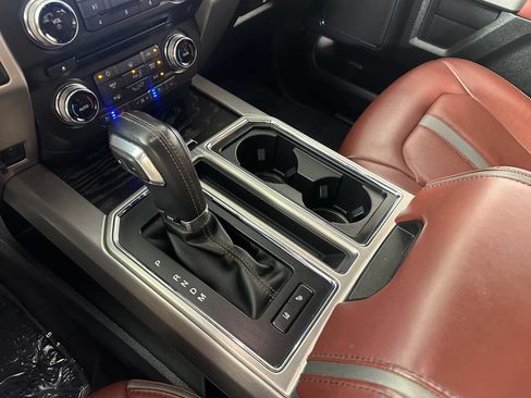 Used 2018 Ford F150 Platinum w/ Equipment Group 701A Luxury AWD/4WD image 35