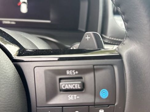 Used 2024 Nissan Rogue SL image 13