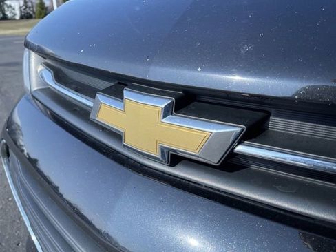 Used 2020 Chevrolet Trax LS w/ Tint and Cruise Package image 28