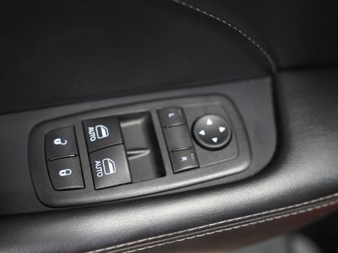 Used 2022 Dodge Challenger R/T Scat Pack w/ 1320 Drag Pack image 17