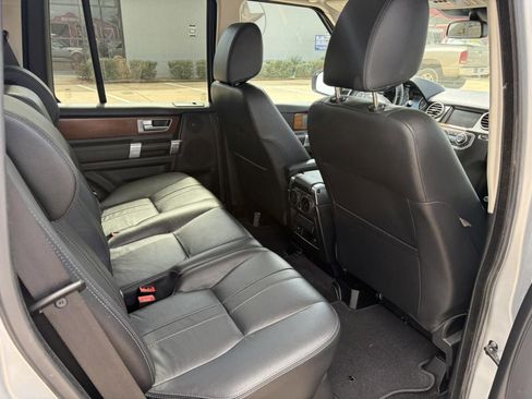 Used 2016 Land Rover LR4 AWD/4WD image 27