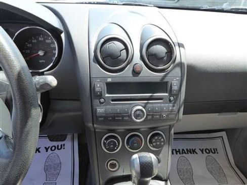 Used 2010 Nissan Rogue S w/ 360 Degree Value Pkg FWD image 11