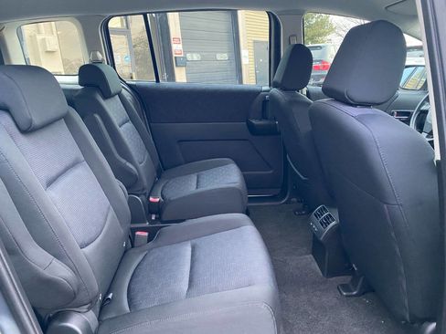 Used 2010 MAZDA MAZDA5 Sport image 23