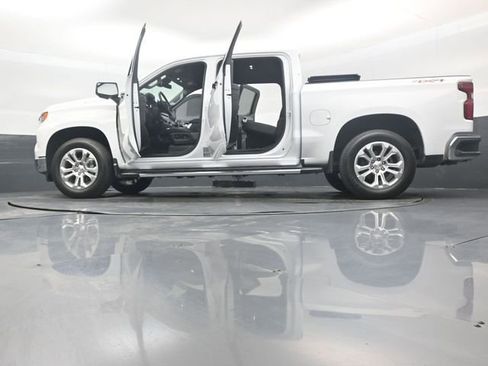 Used 2025 Chevrolet Silverado 1500 LTZ AWD/4WD image 52