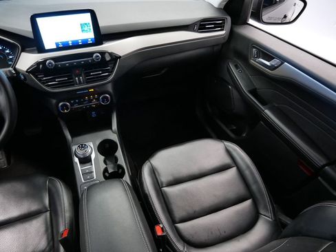 Used 2022 Ford Escape SEL image 19