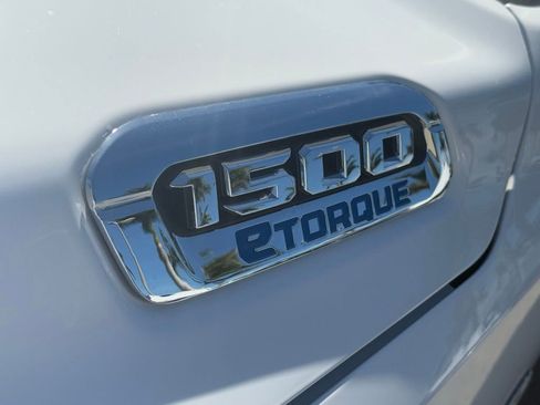 New 2026 RAM 1500 Laramie w/ Bed Utility Group AWD/4WD image 32