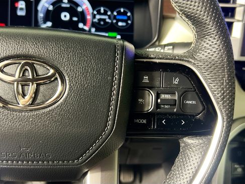 Used 2024 Toyota Tundra Capstone AWD/4WD image 19