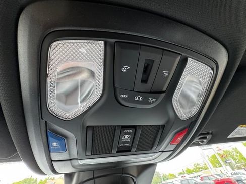 New 2026 RAM 2500 Big Horn AWD/4WD image 32