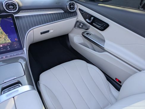 Certified 2025 Mercedes-Benz CLE 53 AMG 4MATIC Cabriolet image 22