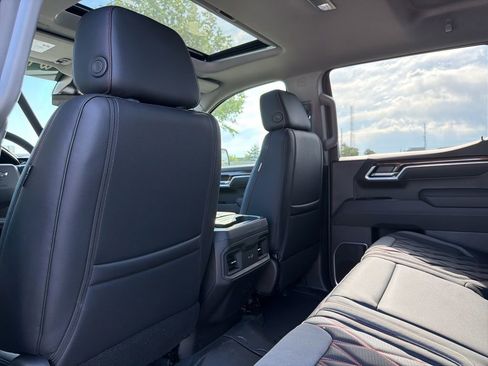 New 2026 Chevrolet Silverado 1500 RST AWD/4WD image 18