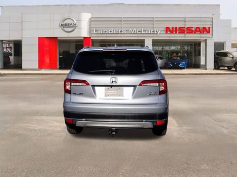 Used 2019 Honda Pilot Elite image 4