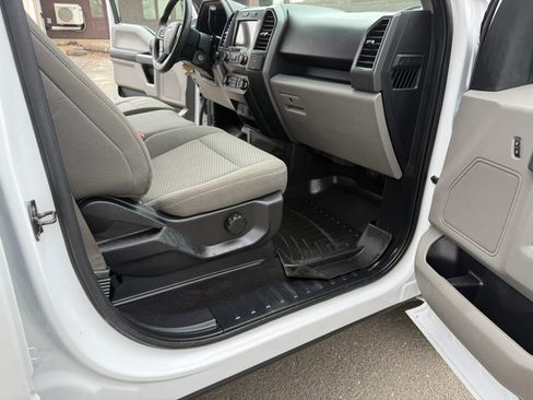 Used 2019 Ford F150 XLT image 19