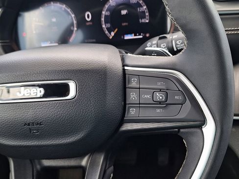 Used 2024 Jeep Grand Cherokee L Laredo AWD/4WD image 16