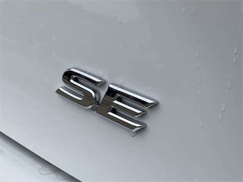 Certified 2025 Toyota Camry SE image 11