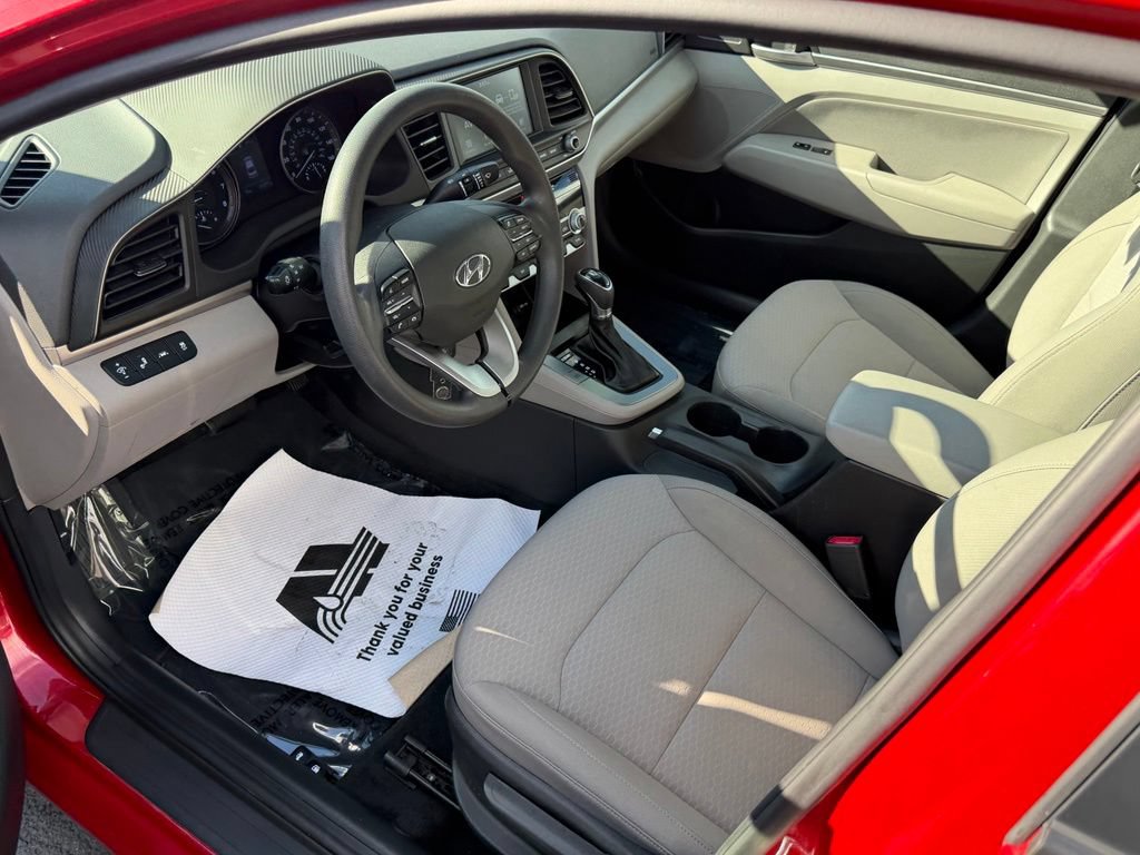 Used 2020 Hyundai Elantra SEL FWD image 11