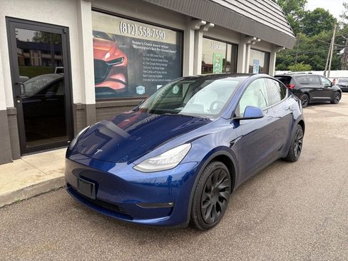 Used 2021 Tesla Model Y Long Range AWD/4WD image 2