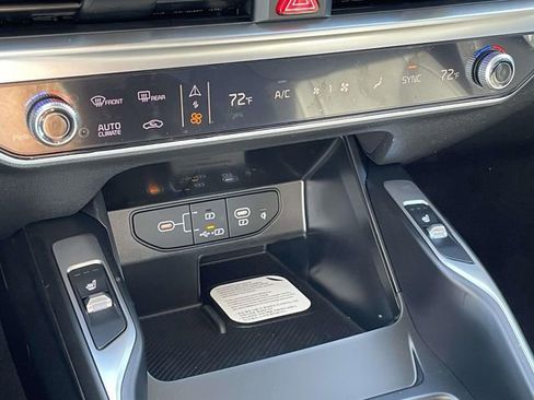 New 2026 Kia Sorento S image 36